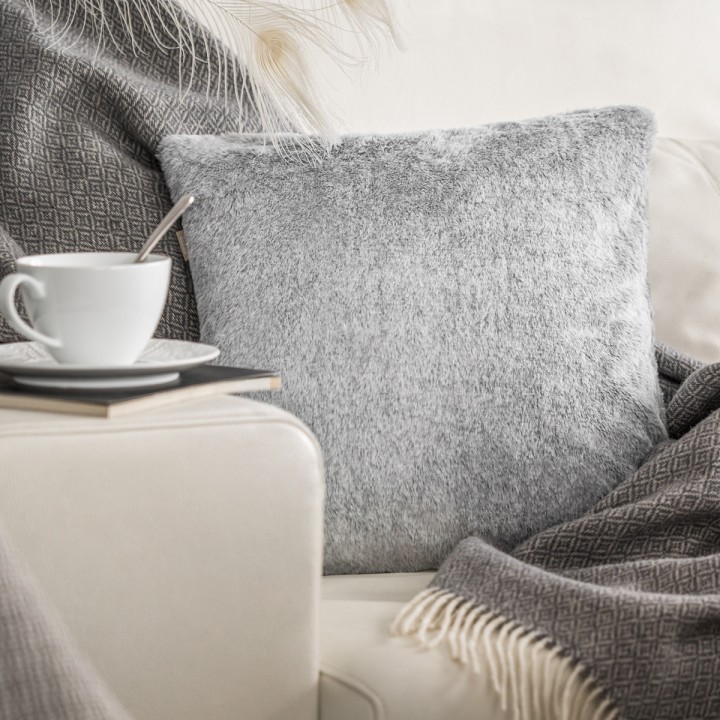 Декоративные подушки ESTIA