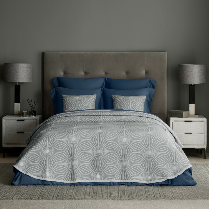 Пледы и покрывала Togas