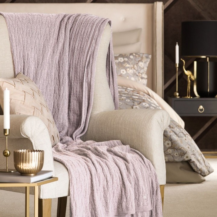 Пледы и покрывала Togas