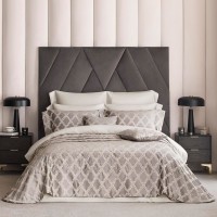 Покрывало Минелла (260х260 см)