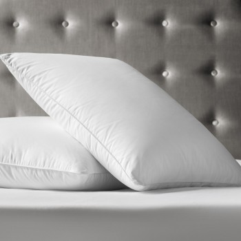 Подушка Ария (70х70)