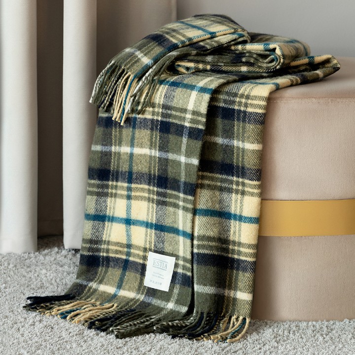 Пледы и покрывала ESTIA