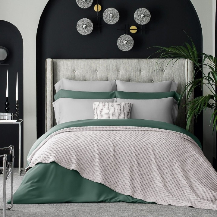 Пледы и покрывала Togas