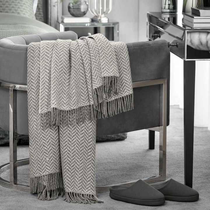 Пледы и покрывала Togas