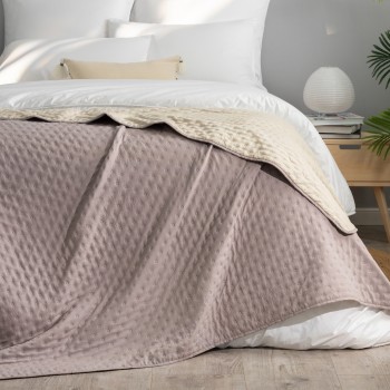 Покрывало Хельга (200х220 см)