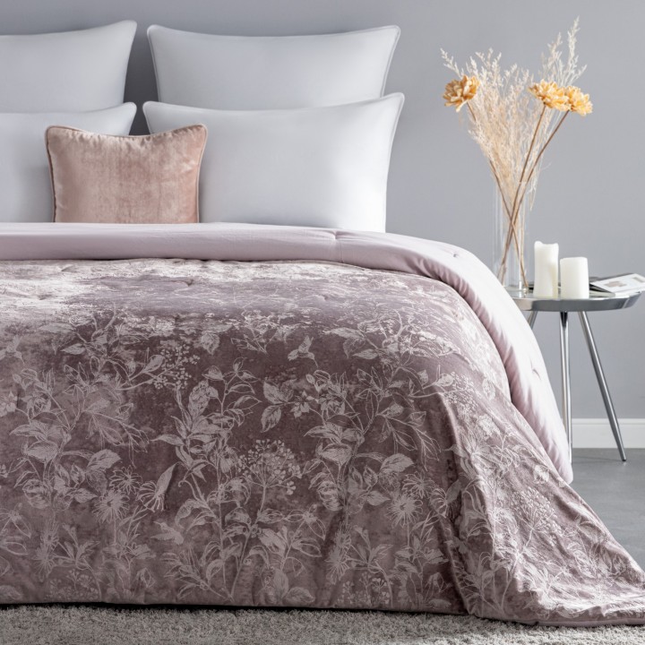 Пледы и покрывала ESTIA