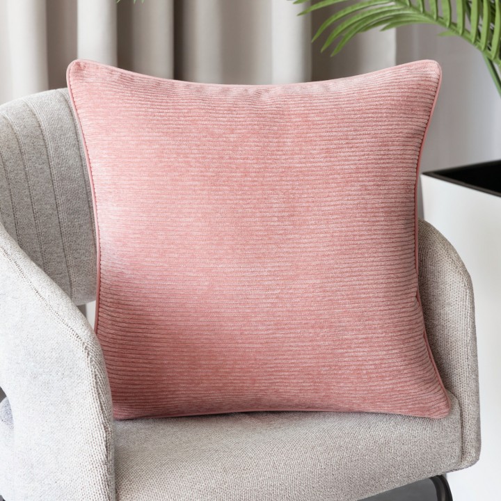 Декоративные подушки ESTIA