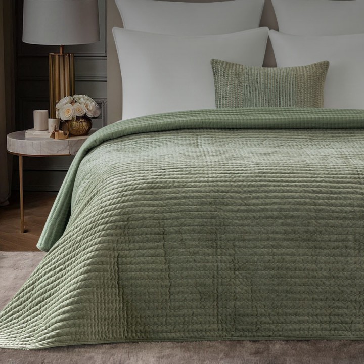 Пледы и покрывала ESTIA