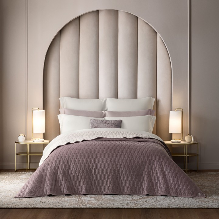 Пледы и покрывала Togas