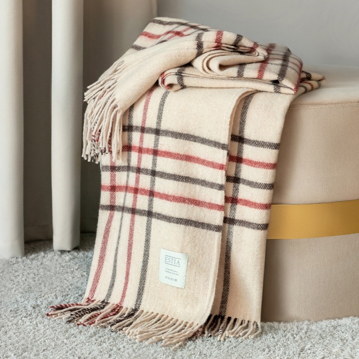 Пледы и покрывала ESTIA