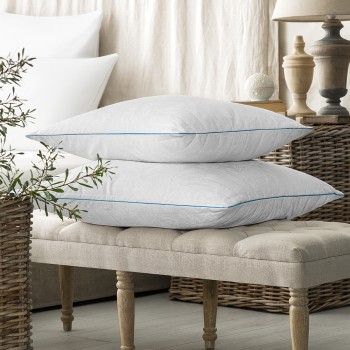 Подушка стеганая Skylor (70х70)