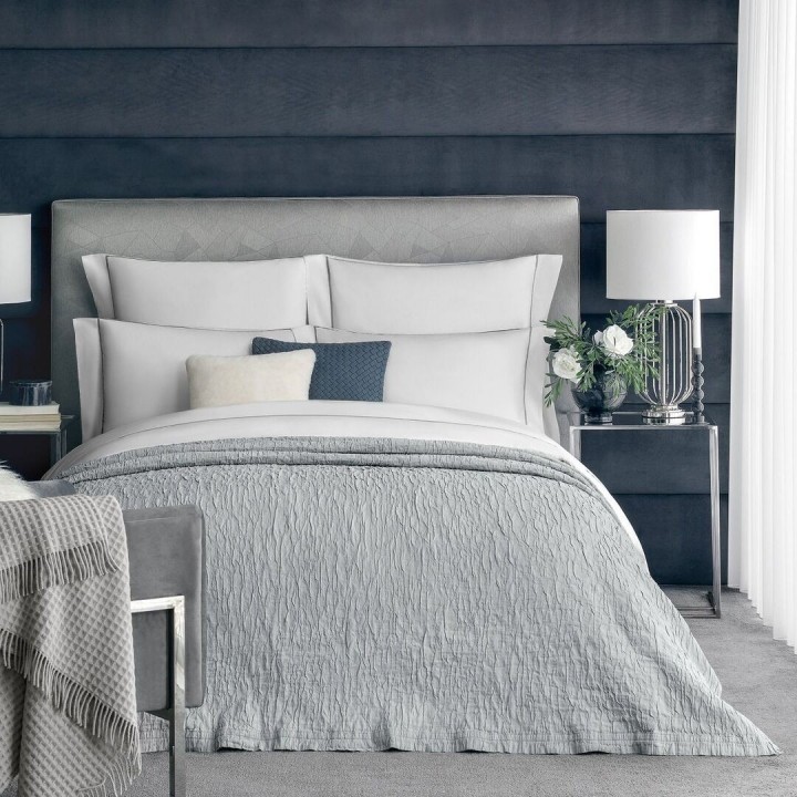 Пледы и покрывала Togas