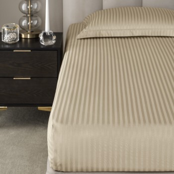 Простыня на резинке Ларье (200х200х35)