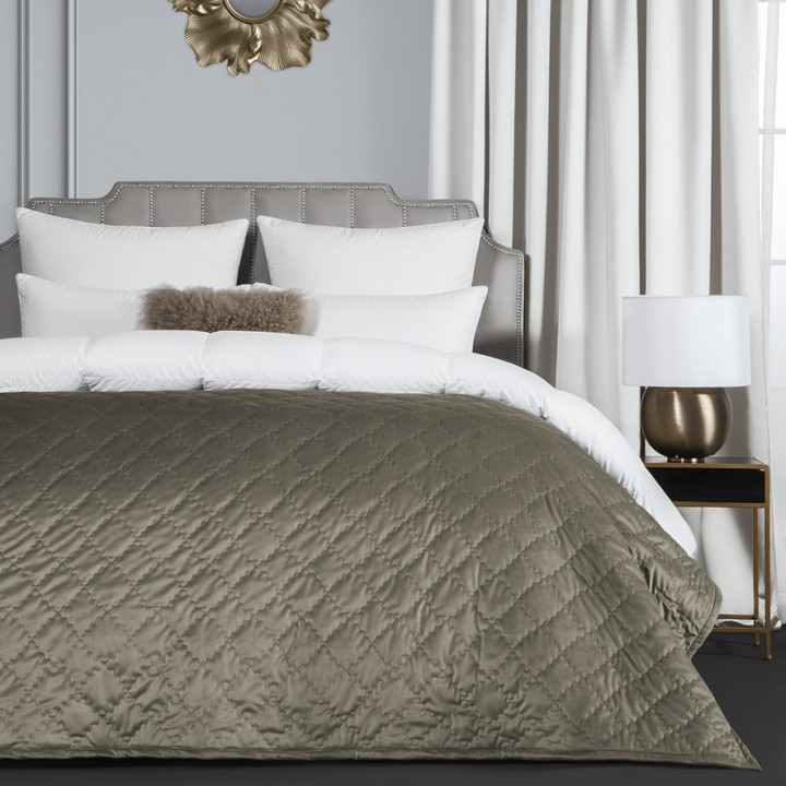 Пледы и покрывала ESTIA