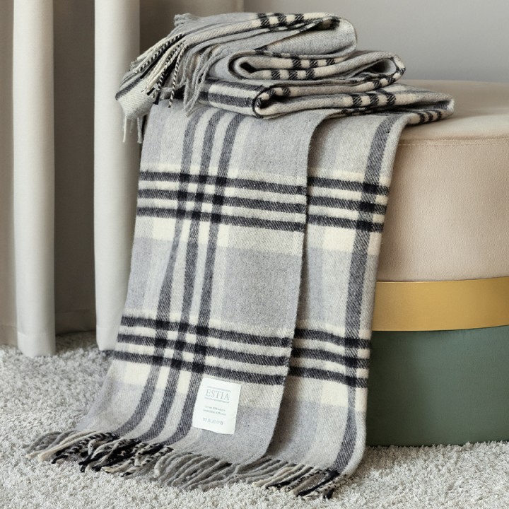 Пледы и покрывала ESTIA