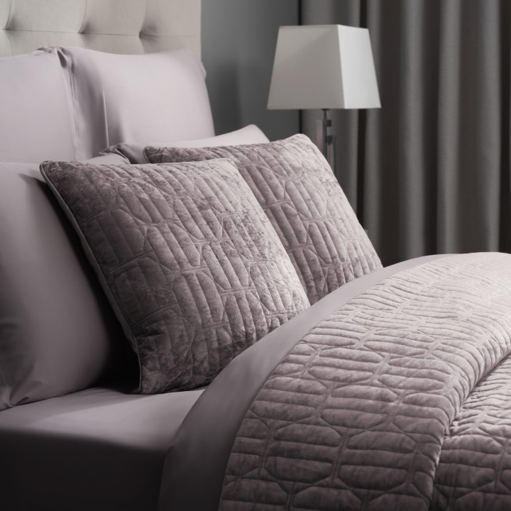 Декоративные подушки Togas