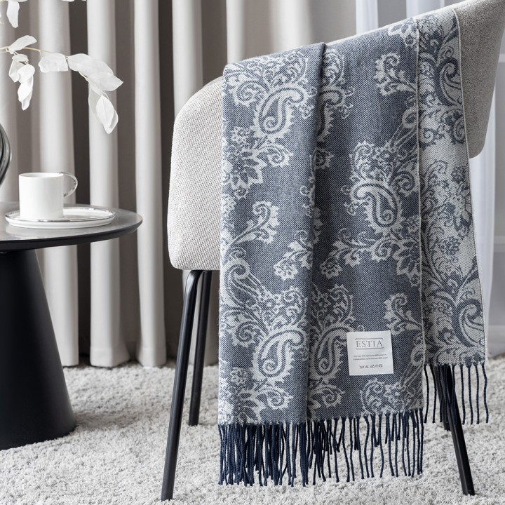 Пледы и покрывала ESTIA