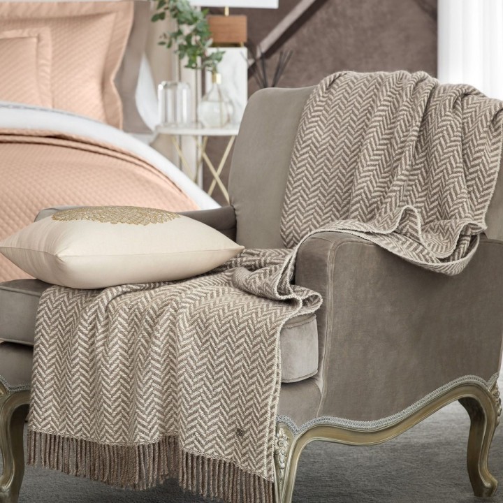 Пледы и покрывала Togas