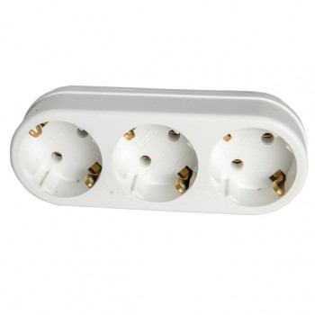 разветвитель 3 гнездо с/з 16А 3L3 белый