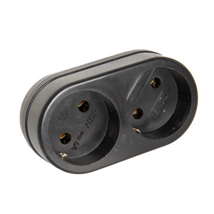 разветвитель 2 гнезда б/з 6А 2T черный