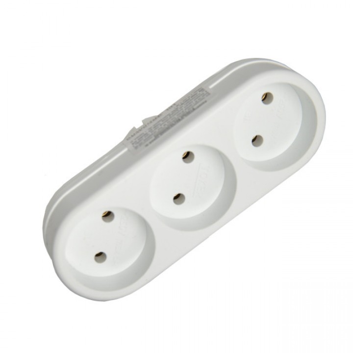 разветвитель 3 гнезда б/з 6A 3L белый
